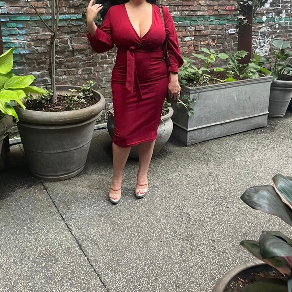 Beautiful long sleeve Shein Dress size L - Picture 2 of 3